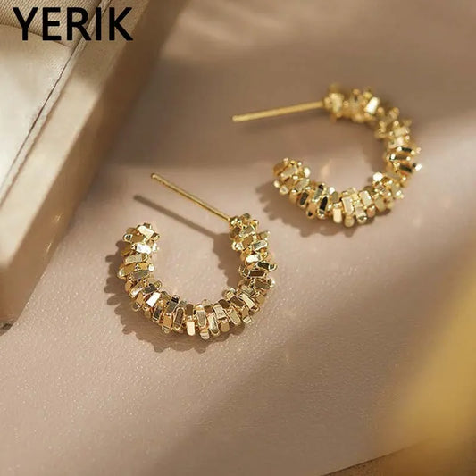 Yerik Vintage Twisted Wave Metal C-Shaped Semicircular Earrings for Women 2023 New Fashion Jewelry Party Luxury Accessories