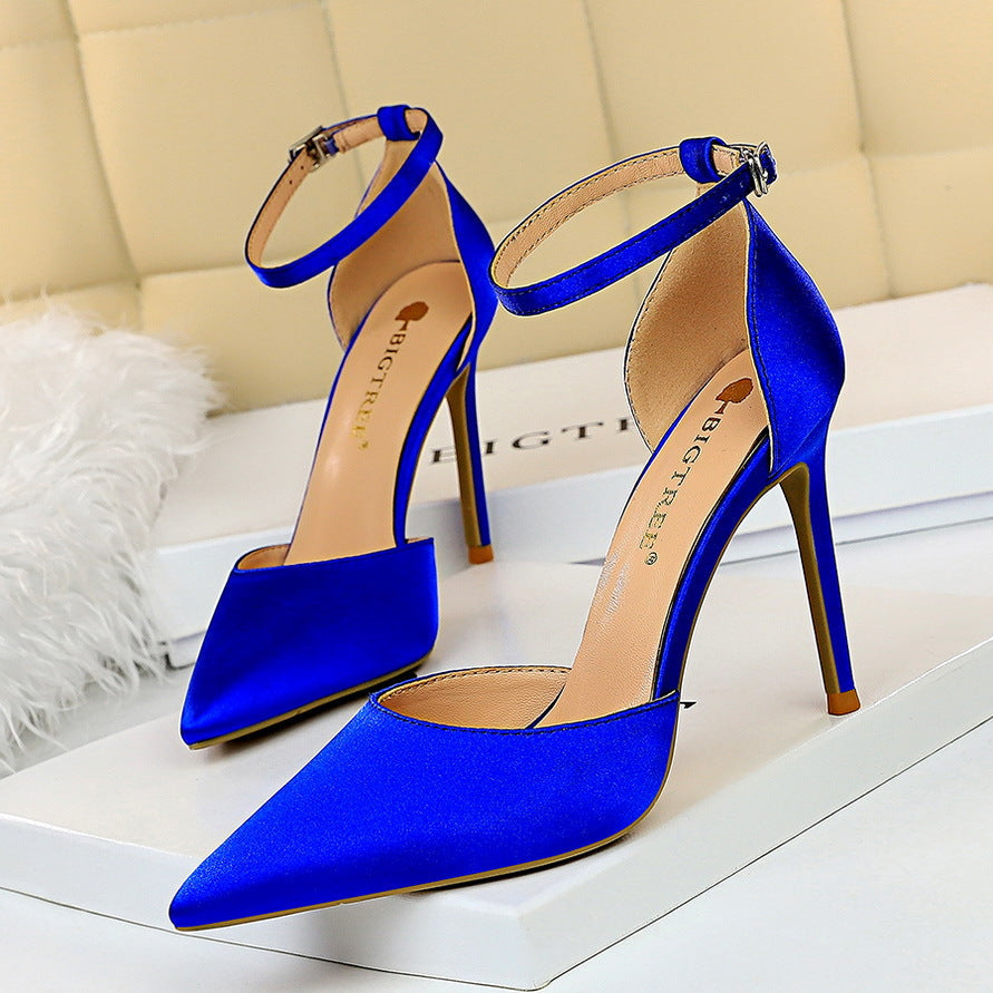Pointed hollow high heels - Snapitonline