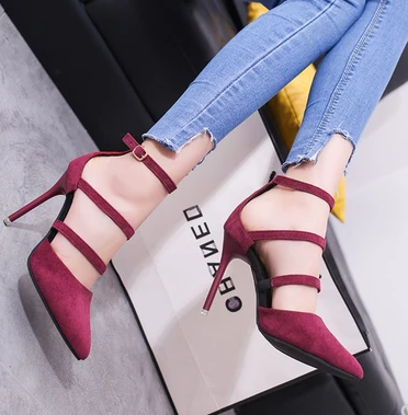 High heels - Snapitonline