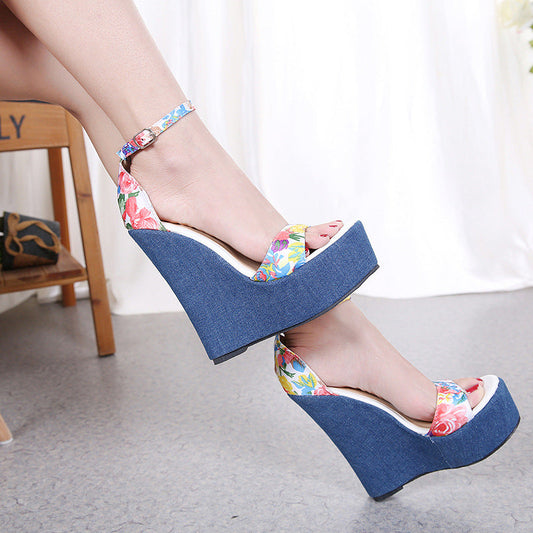 Wedge printed sandals - Snapitonline