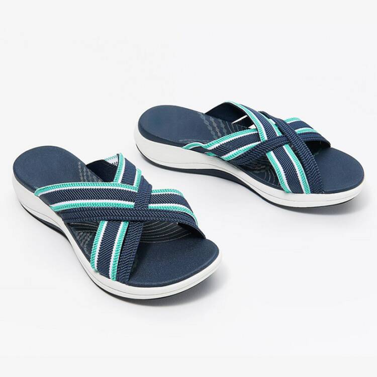 Cross Casual Sandals And Slippers Platform Beach Slippers Snapitonline