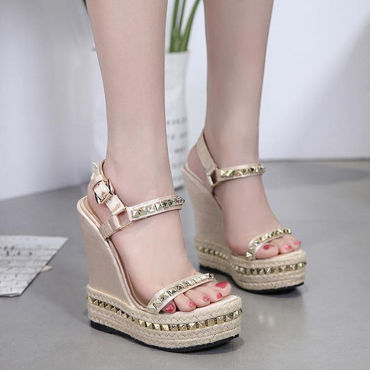 Fashion Temperament Wedge Heel Rivet Women Sandals Snapitonline