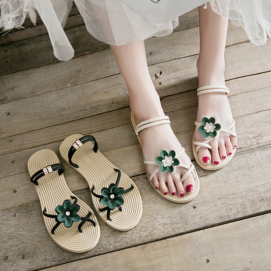 Flat sandals and slippers Snapitonline