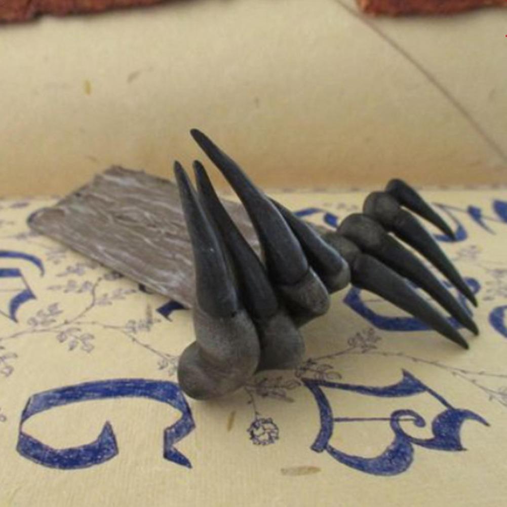 Realistic Witch Demon Claws Bookmark - Snapitonline